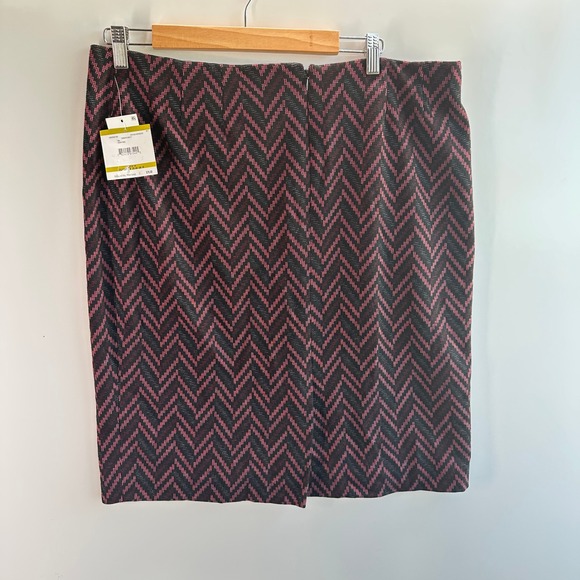 Kasper Chevron Pencil Skirt Career Office Wear Business Casual Size 14 NWT - Picture 9 of 9